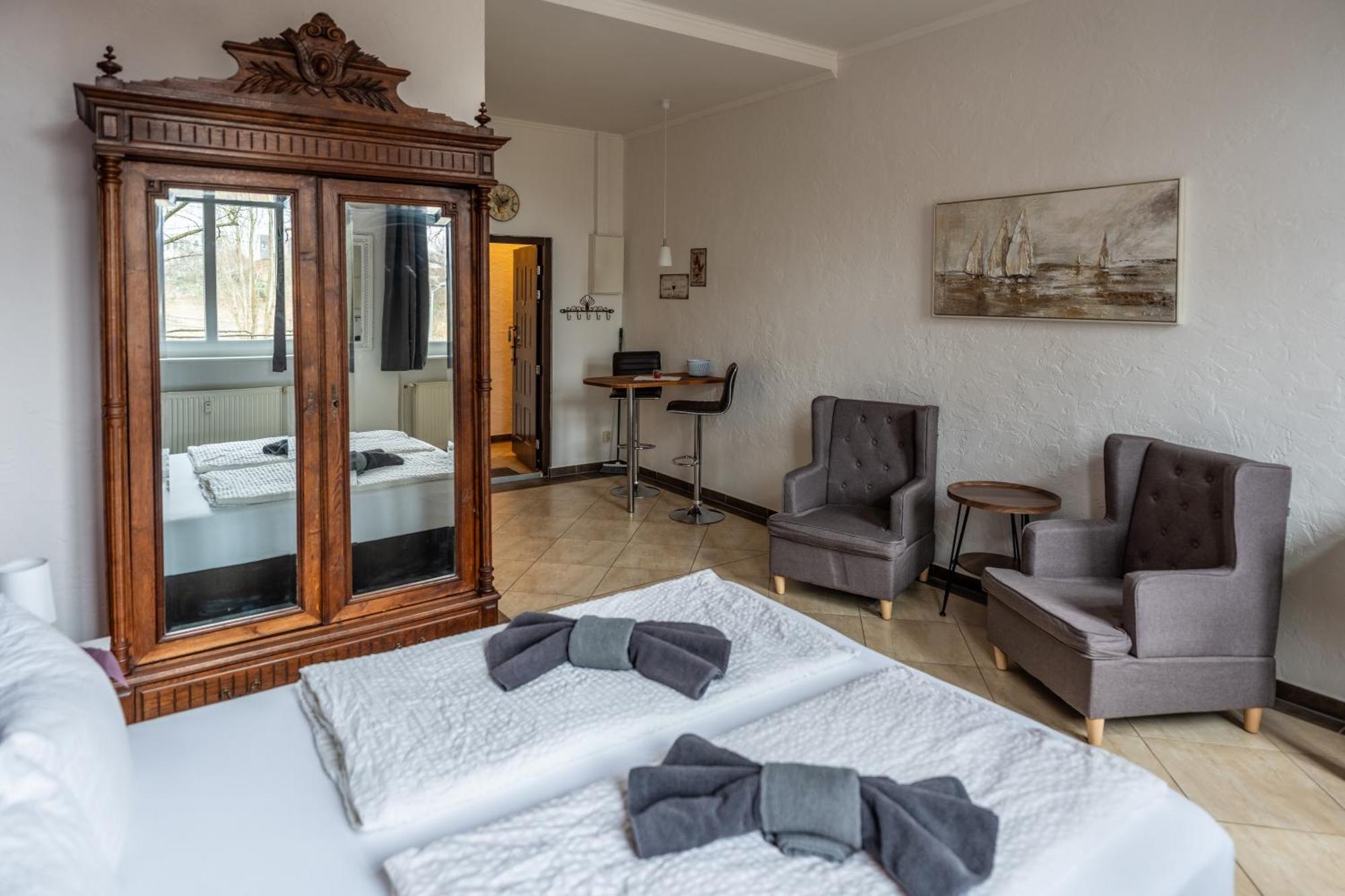 Villa Backstein Obo19 シュヴェリーン エクステリア 写真